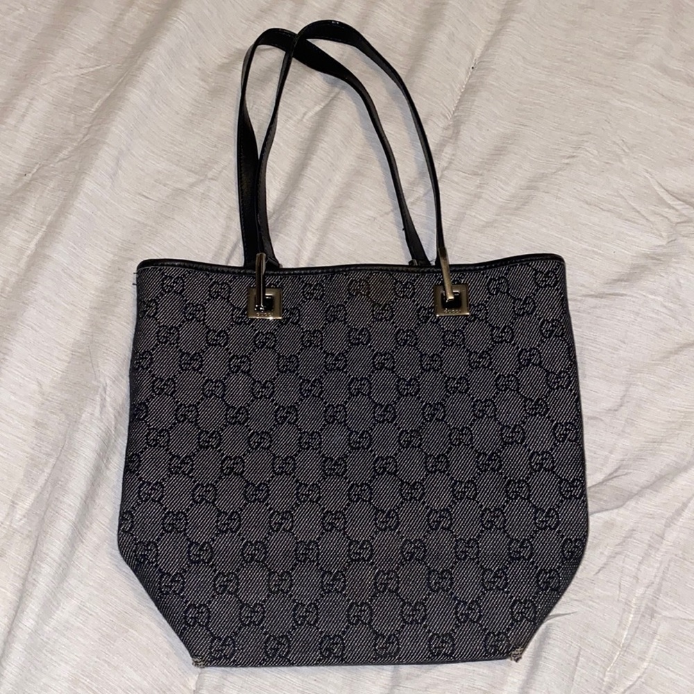 AUTHENTIC VINTAGE GUCCI